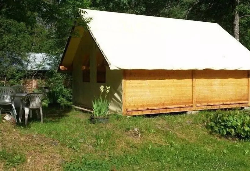 هتل Camping La Cascade De Venosc