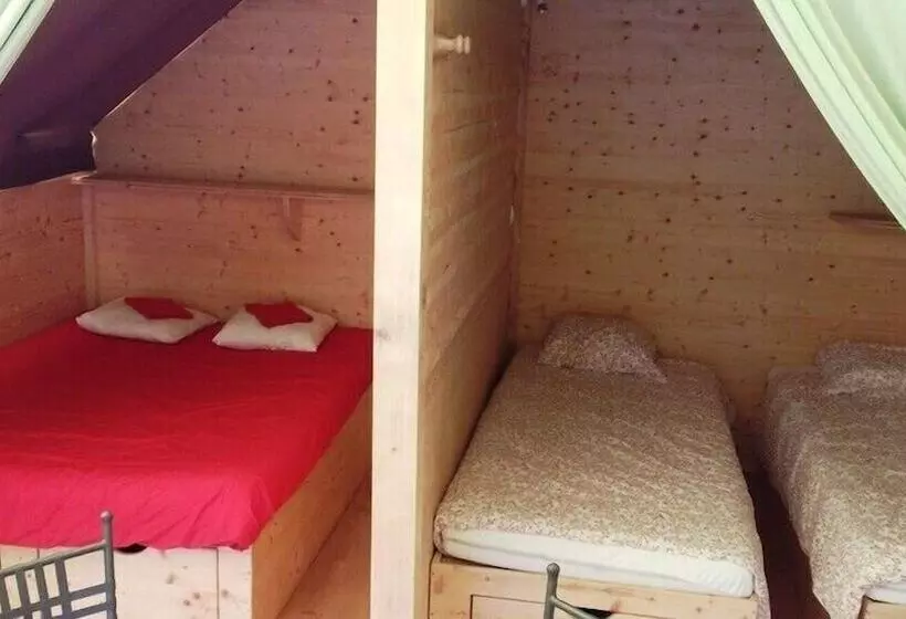 هتل Camping La Cascade De Venosc