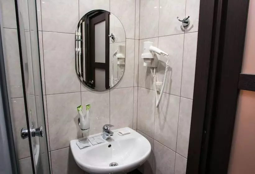 Hotelli Ekipazh