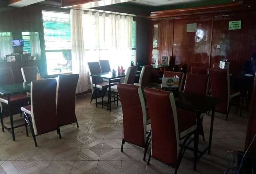 هتل Green Ficus Place