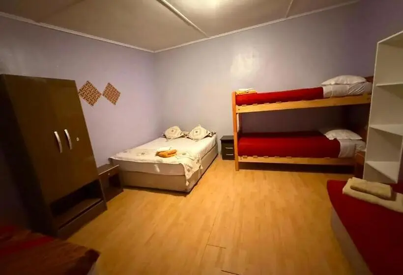 Hotelli Hostal Nuevo Sol Y Viento