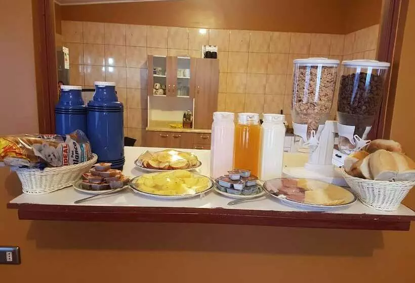 ホテル Hostal Nuevo Sol Y Viento