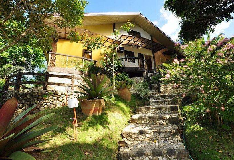 Kamayan Sa Palaisdaan Hotel And Resort