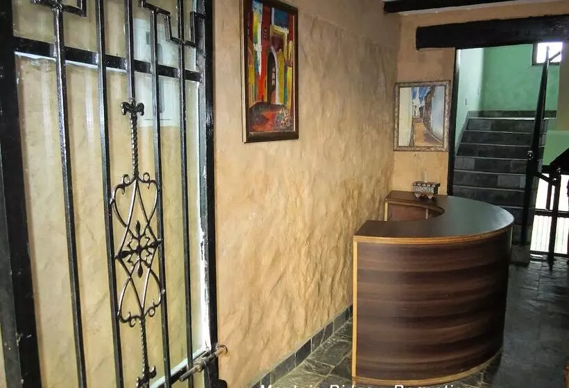 هتل Mountain Ridge