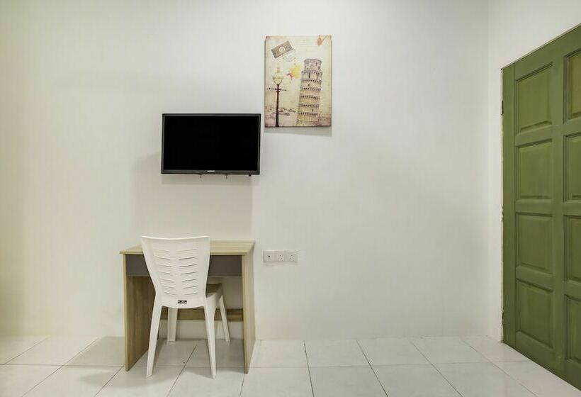 فندق Oyo 89476 Green Villa Resort