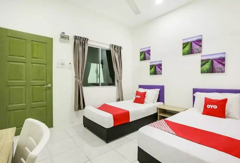 ホテル Oyo 89476 Green Villa Resort