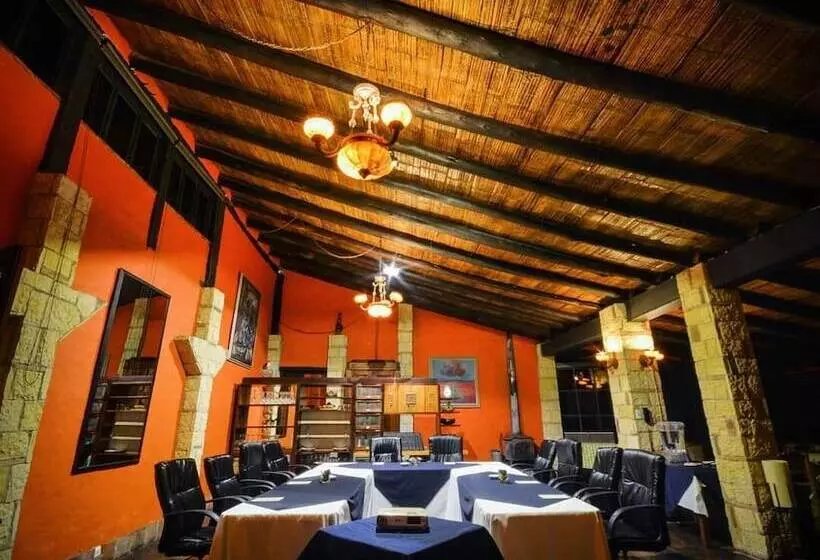 Hotelli Posada Café La Huerta