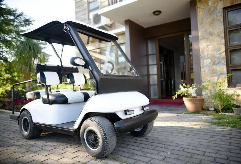 Hotelli Tampay Sa Sinagtala