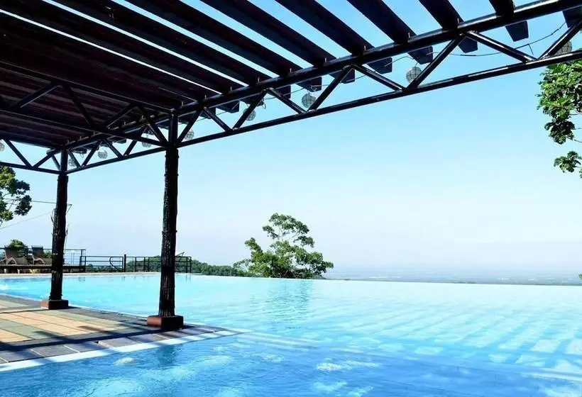 Hotelli Tampay Sa Sinagtala