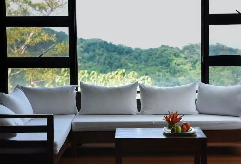 Hotelli Tampay Sa Sinagtala