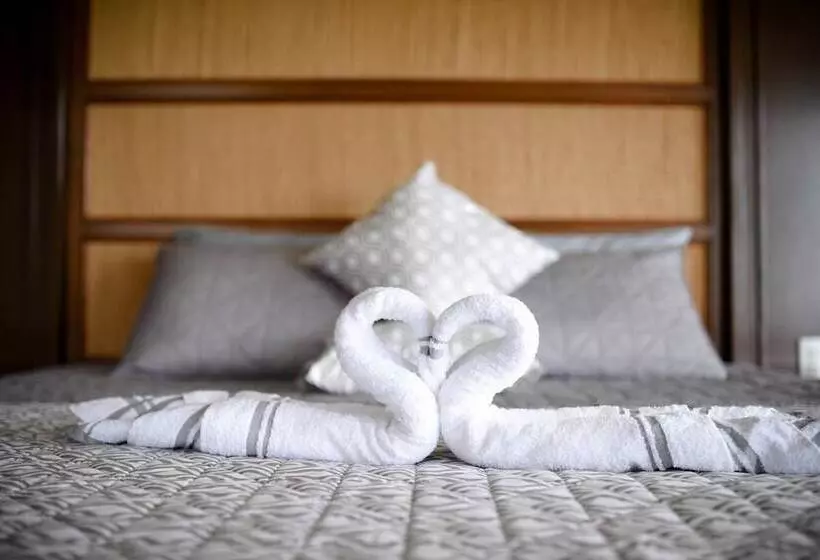 Hotelli Tampay Sa Sinagtala