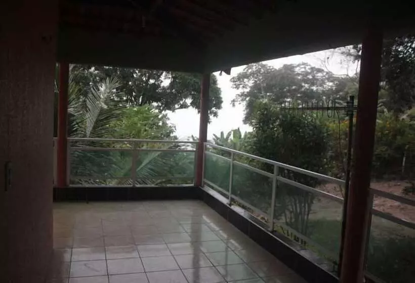 ホテル Val Paraiso Pousada