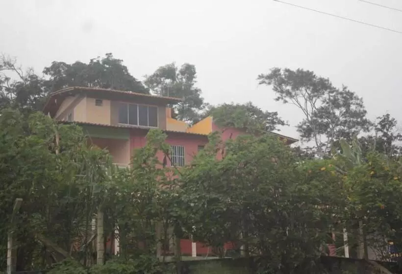 ホテル Val Paraiso Pousada