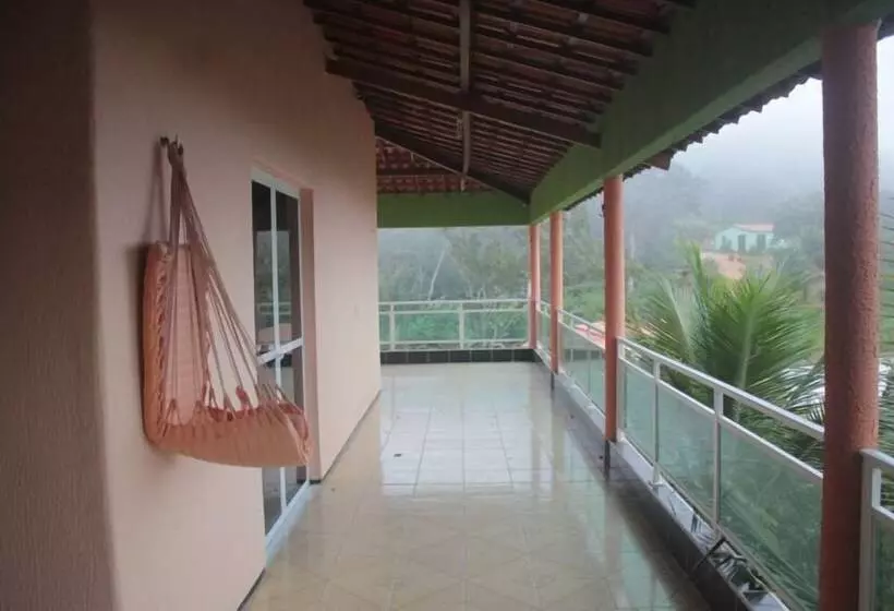 ホテル Val Paraiso Pousada