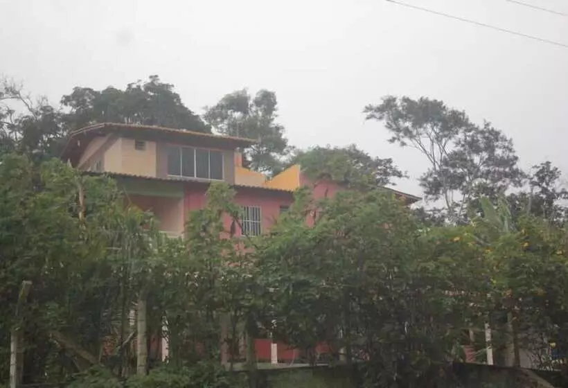 ホテル Val Paraiso Pousada