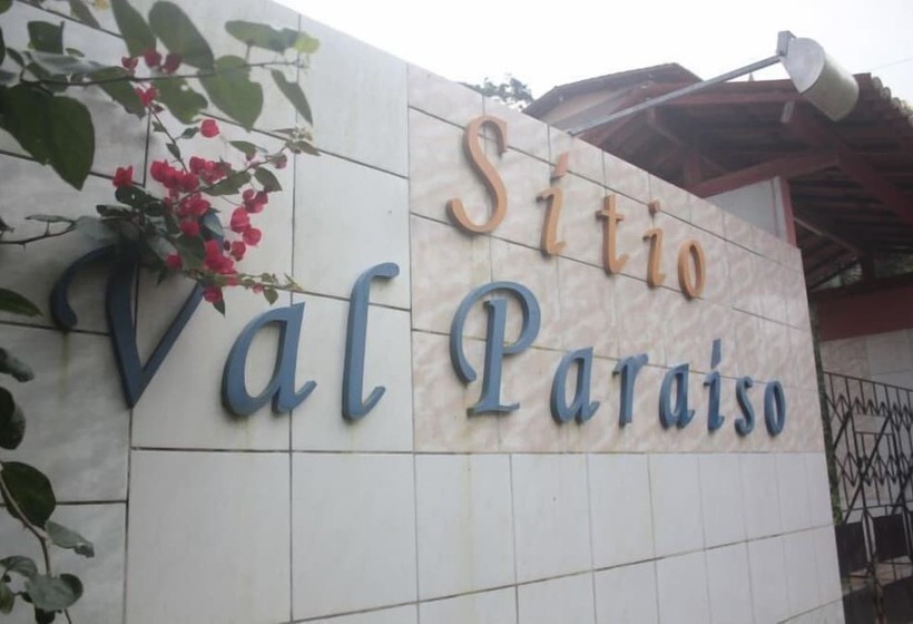 בית מלון כפרי Val Paraiso Pousada