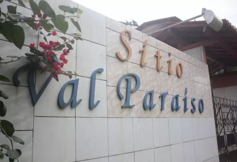 ホテル Val Paraiso Pousada