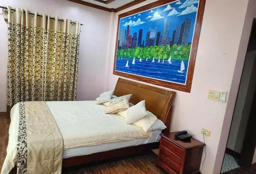 Kamayan Sa Palaisdaan Hotel And Resort