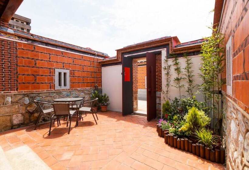 پانسیون Kinmen H&d House