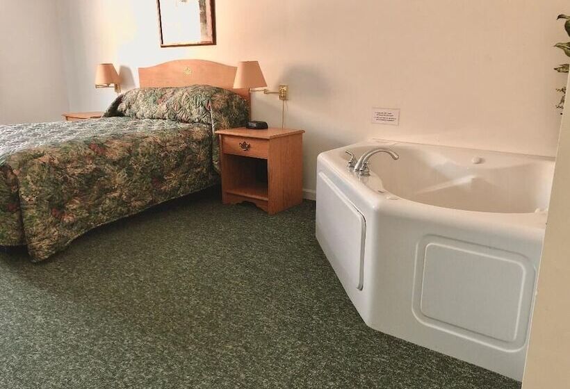 ペンション Trailside Inn