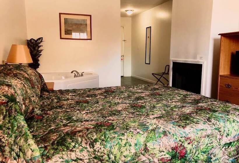 ペンション Trailside Inn