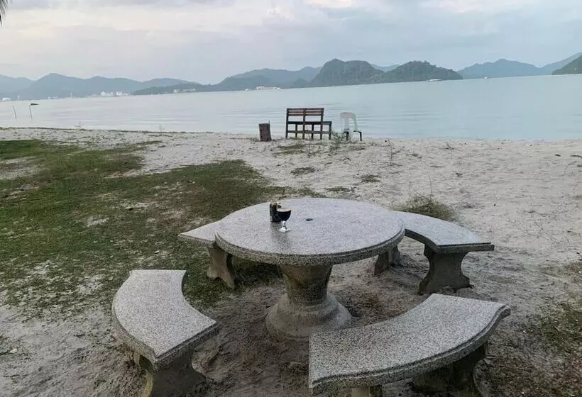 ペンション Wild Pasir Panjang Villas