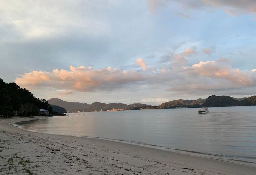 膳宿费 Wild Pasir Panjang Villas