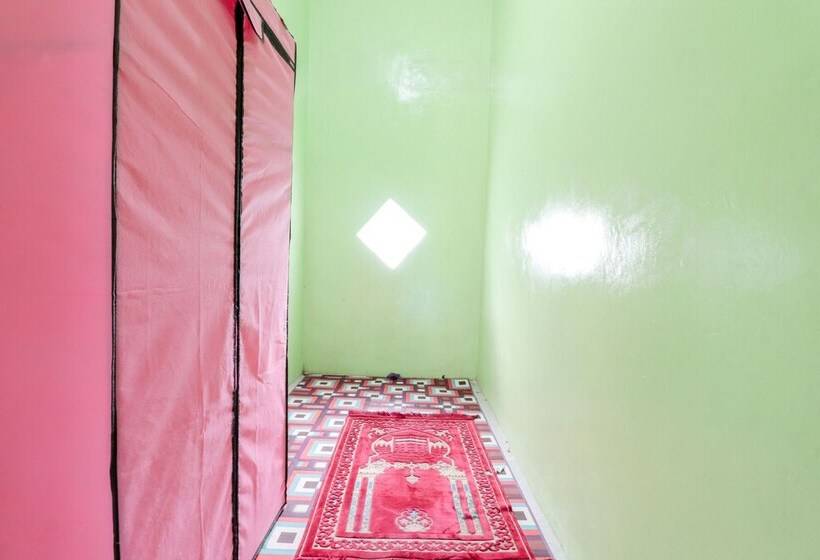 Serut 2 Homestay Hostel