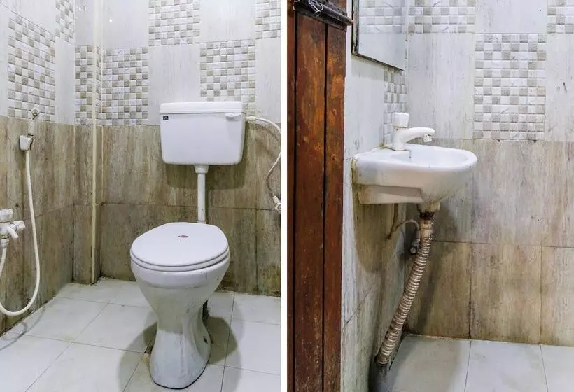 Spot On 49828 Hotel Meenakshi