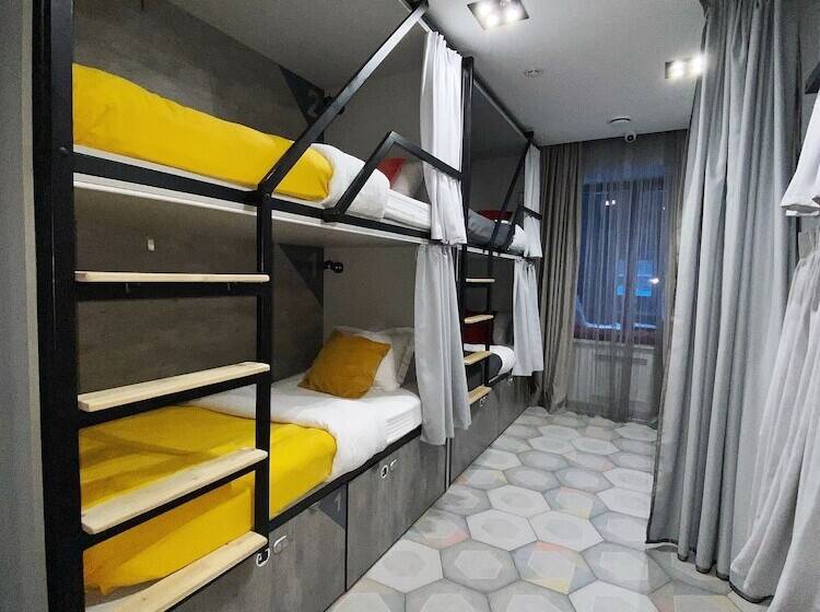 Vdali Poshtel   Hostel