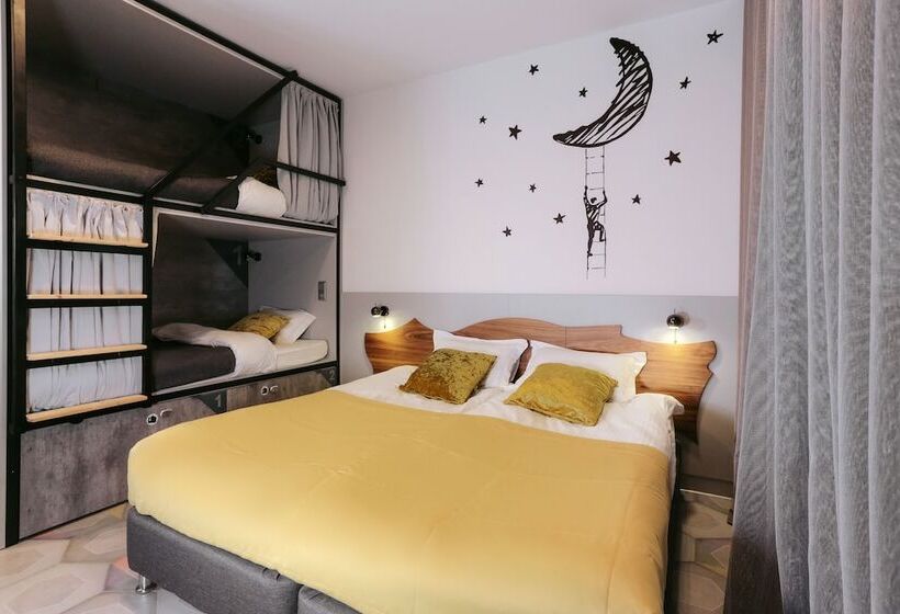 Vdali Poshtel   Hostel