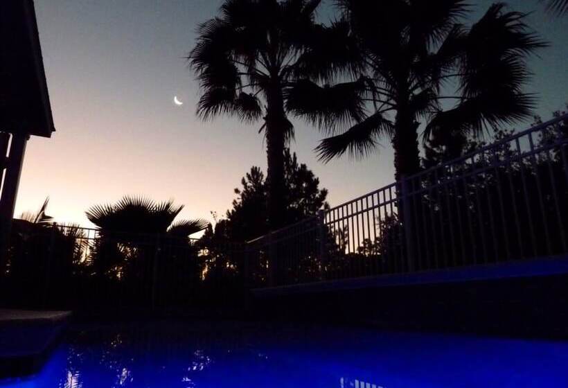 Villa In Reunion Resort 1284