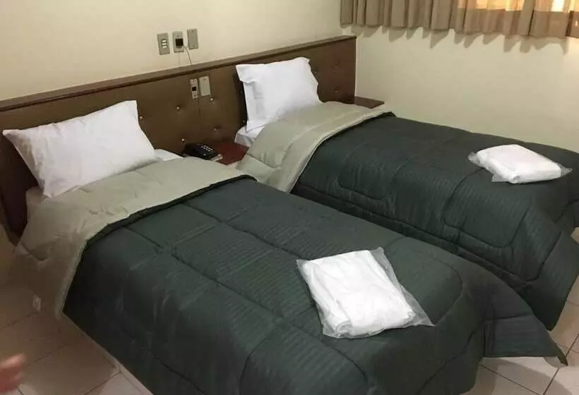 هتل Cabiúna Palace