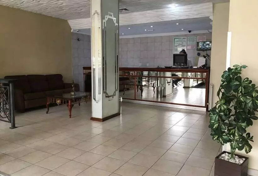 هتل Cabiúna Palace