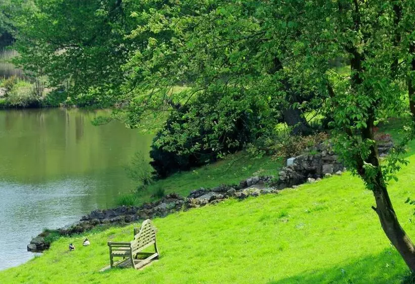 Hotel Inn On The Lake