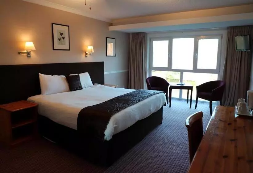 Hotel Inn On The Lake