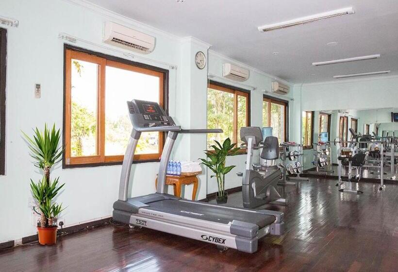 هتل Kma Naypyitaw