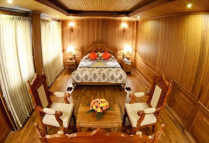 هتل Kma Naypyitaw