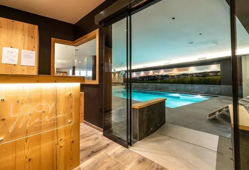 Lady Maria Hotel Wellness & Resort