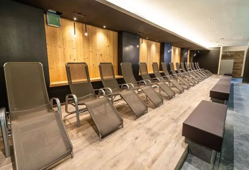 Lady Maria Hotel Wellness & Resort