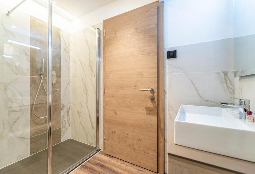 Lady Maria Hotel Wellness & Resort