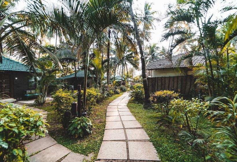 هتل Leela Cottages