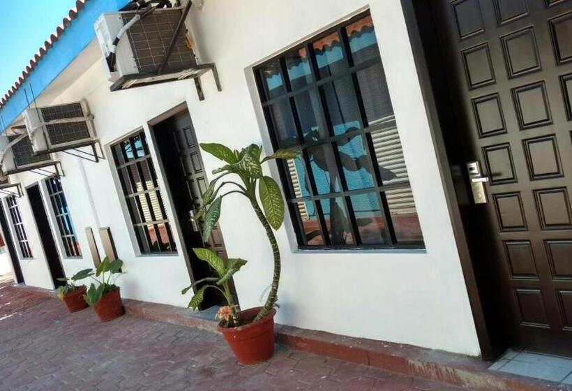 فندق Marina Topolobampo