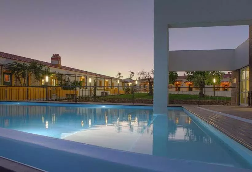 هتل روستایی Herdade Da Urgueira