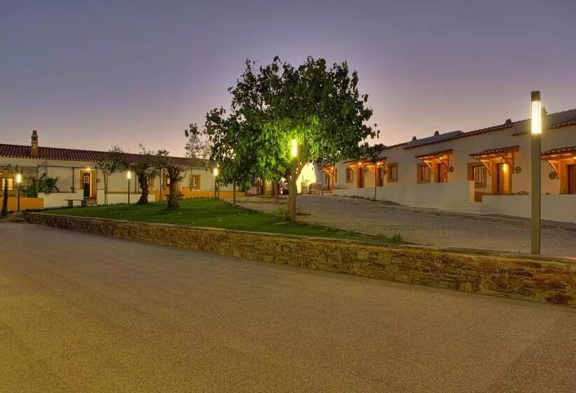 هتل روستایی Herdade Da Urgueira