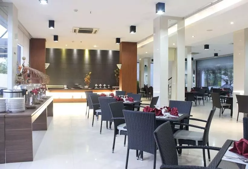 هتل Sahid Mutiara Karawaci