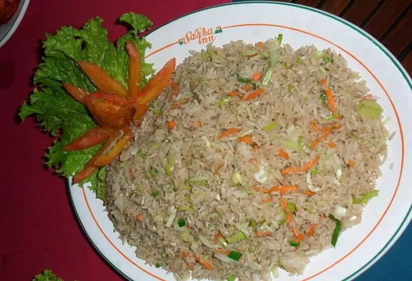 هتل Salika Inn