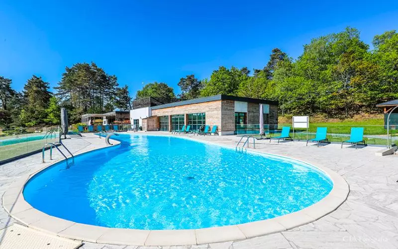 Отель Vacanceole  Le Domaine Des Monedieres