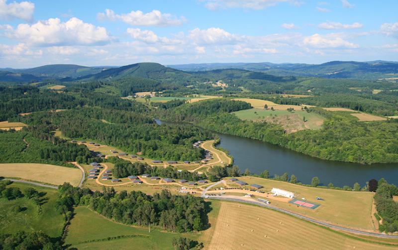 Отель Vacanceole Le Domaine Des Monedieres