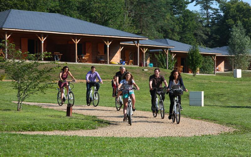 Отель Vacanceole Le Domaine Des Monedieres